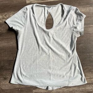 Old Navy Gray Cut Out Short Sleeve Tee